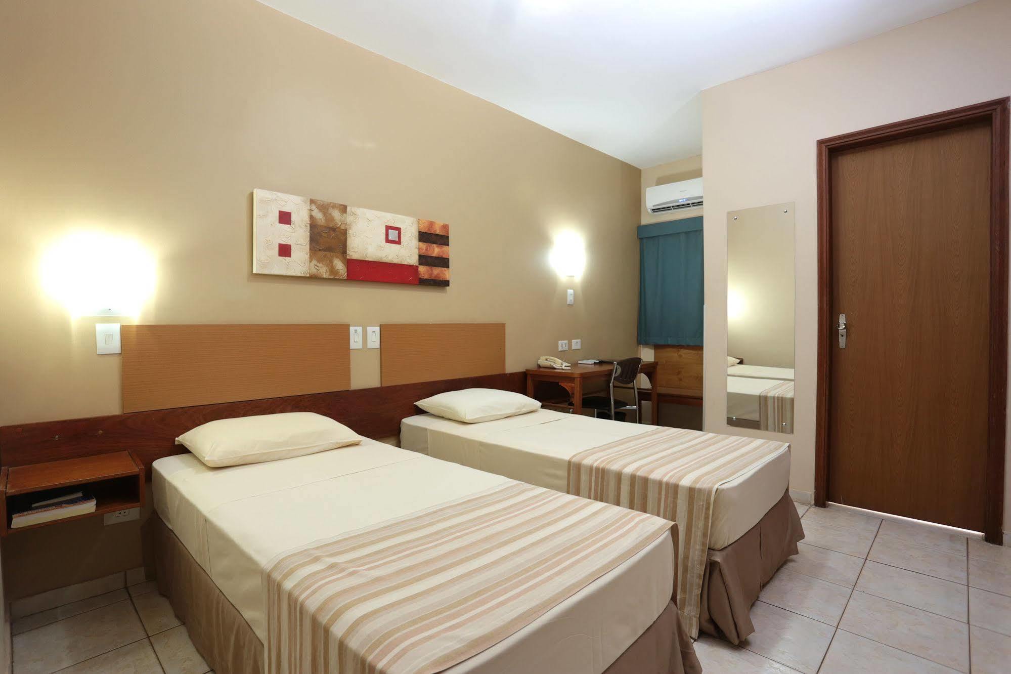 Agua Branca Park Hotel Araçatuba Buitenkant foto